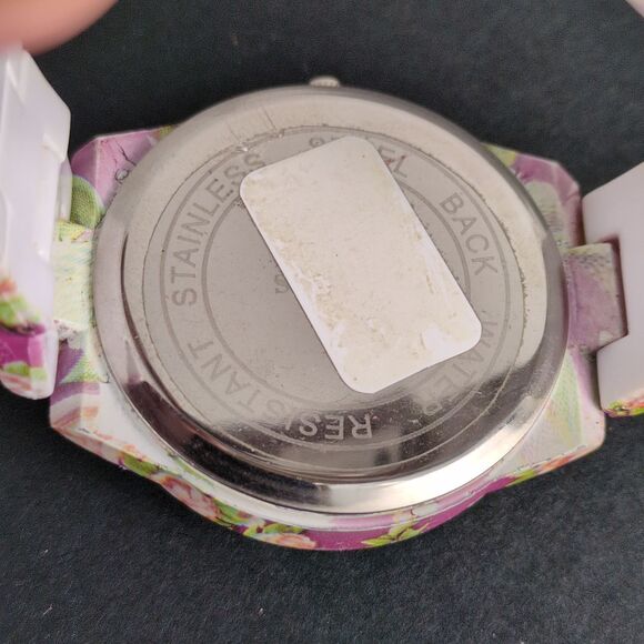 Vintage Strada Japan Movement Purple Floral Band Analog Ladies Watch, Battery Op - Picture 5 of 5